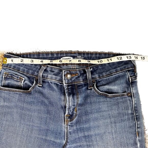 Old Navy Power Slim Straight Mid Rise Jeans Size 4P - Picture 3 of 7